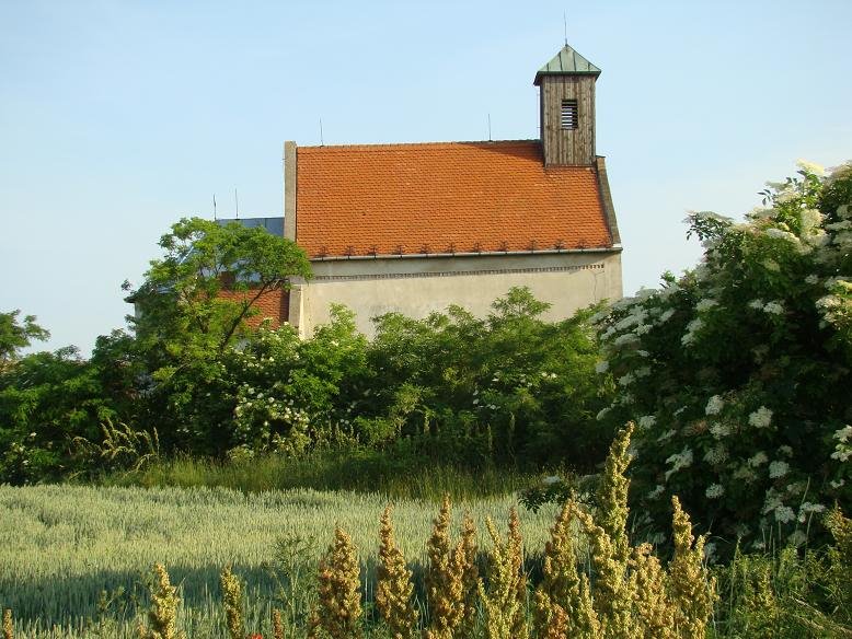 S Sámot/Šámot (románsky kostolík z 13. stor.) by D-FENS