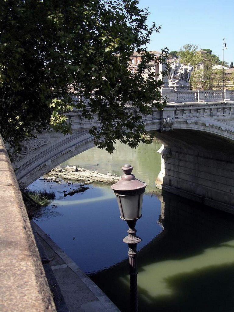 Rome-Vittorio Emanuele Bridge - Detail -31-8-08 by Daniela Brocca