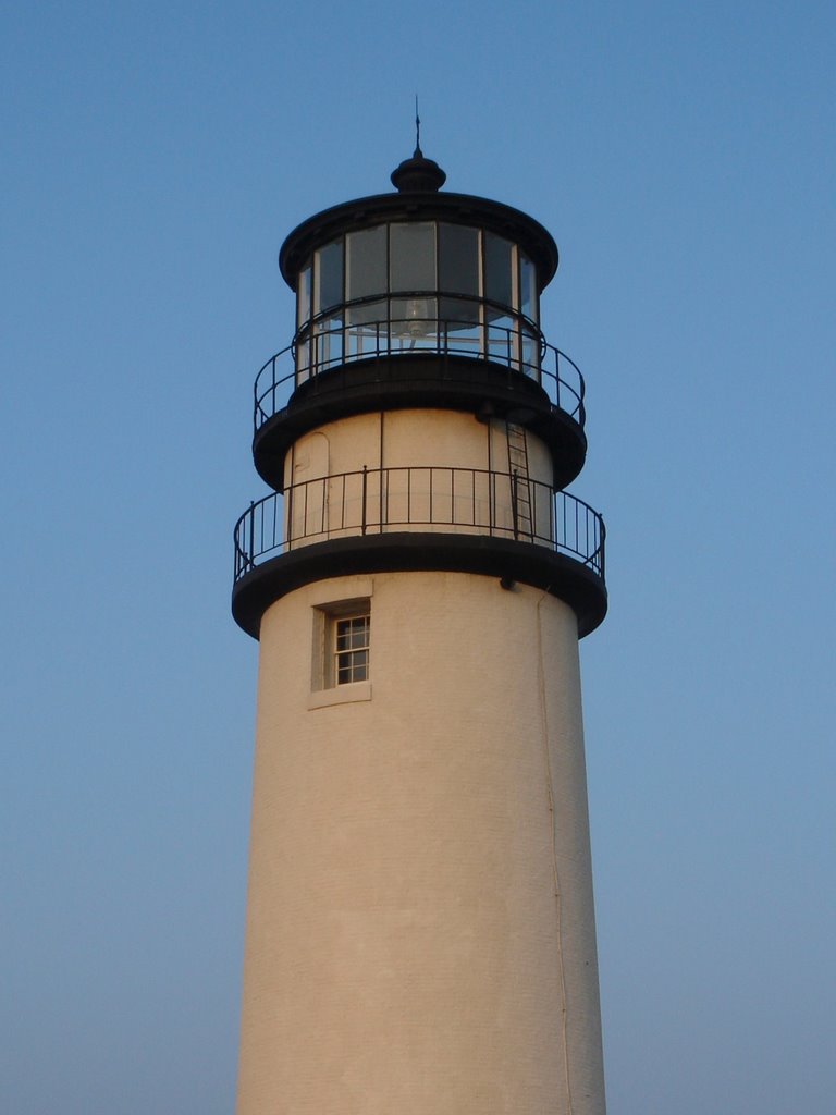 Highland Light, North Truro, MA by kriskleva