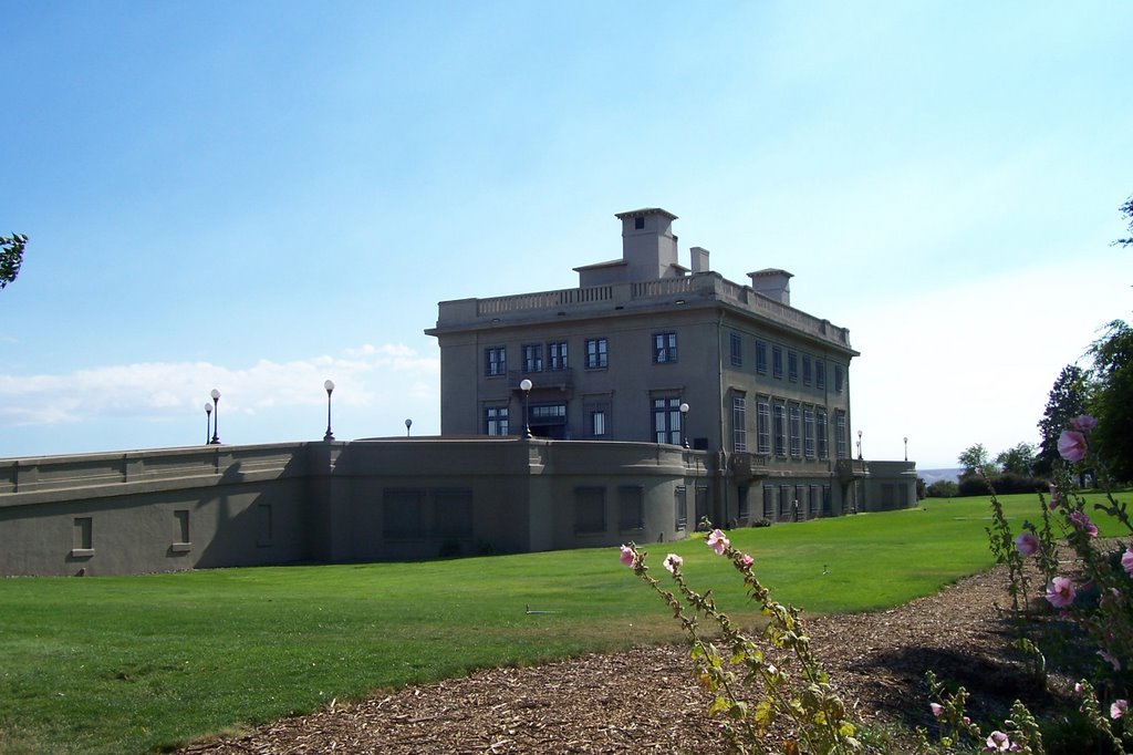 Maryhill Museum, WA by Heather Rogers Thomp…