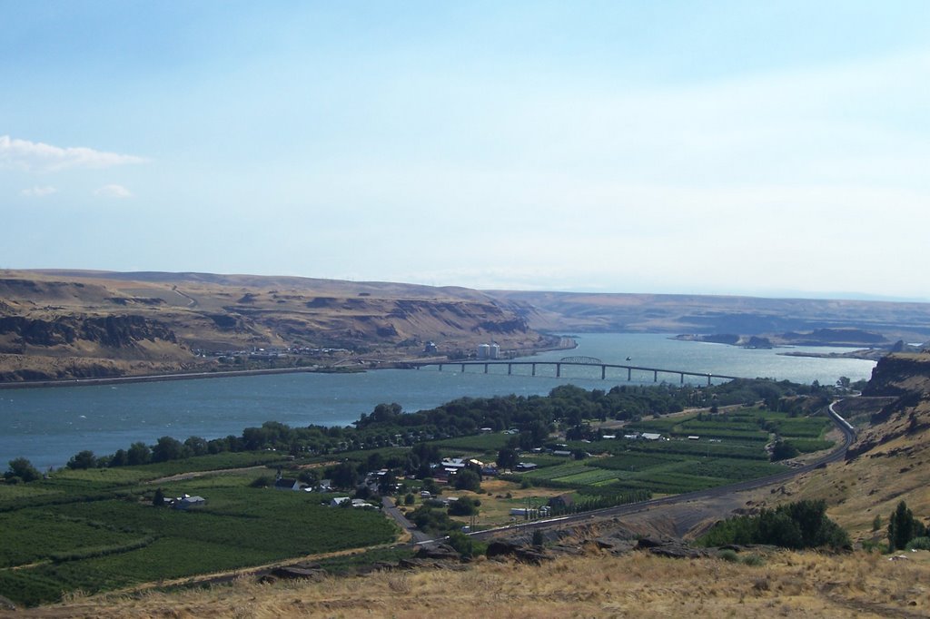 Westward view of the Columbia River - from Maryhill Museum, WA by Heather Rogers Thomp…