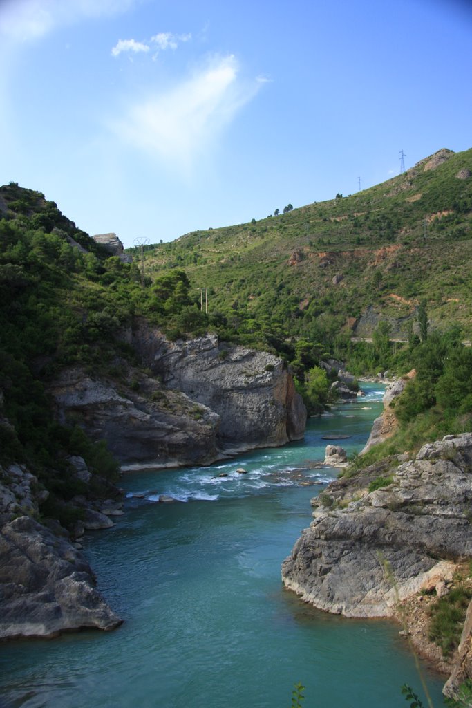 Río Gállego by Jorge A. Pousa Moreno