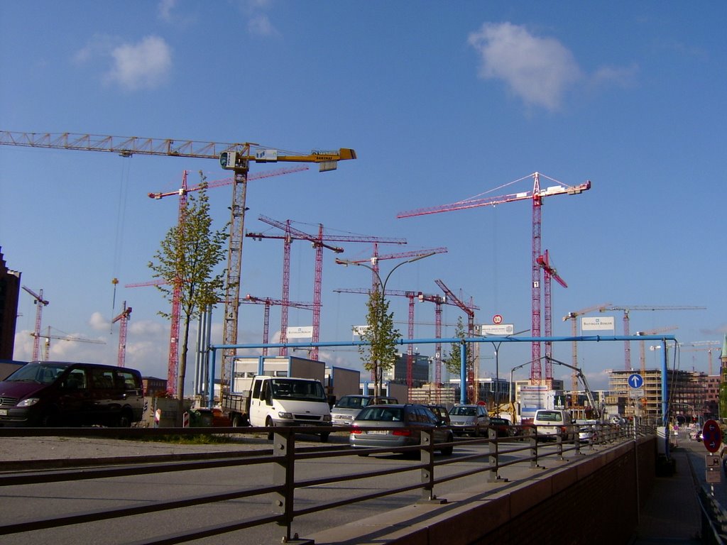 Construction Activity at Hafencity by Z@n.de(R)