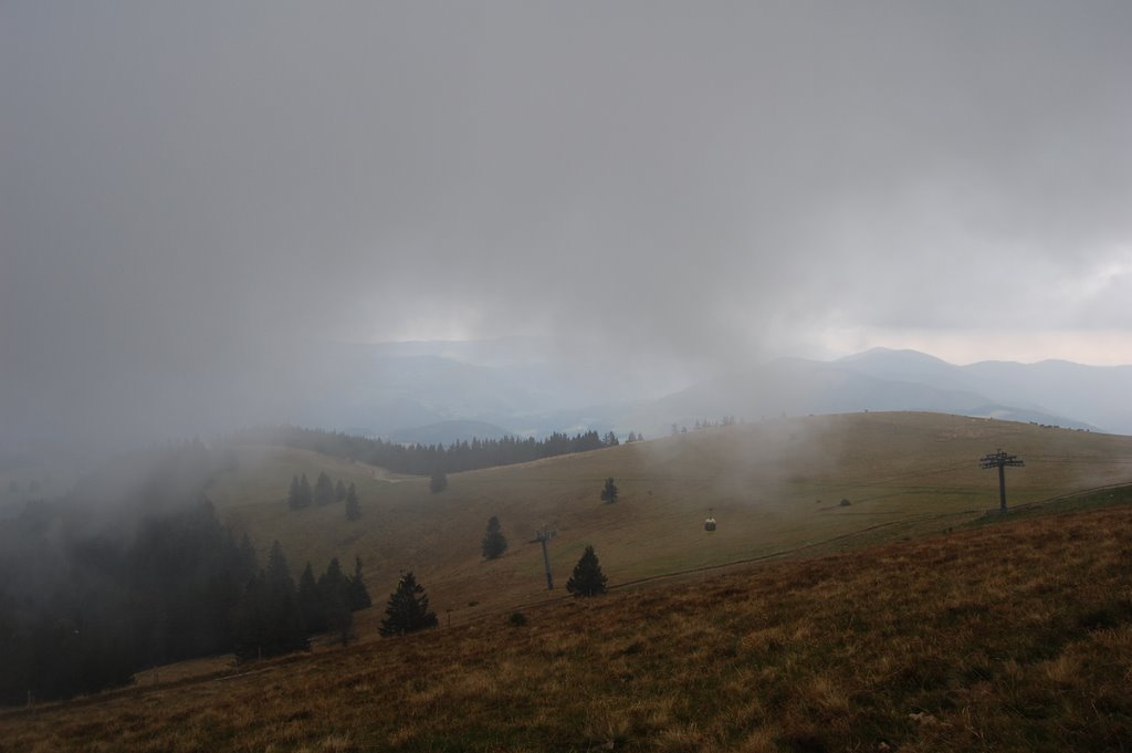 Belchem. Fotógrafo alcanzado por la nube by assela alamillo