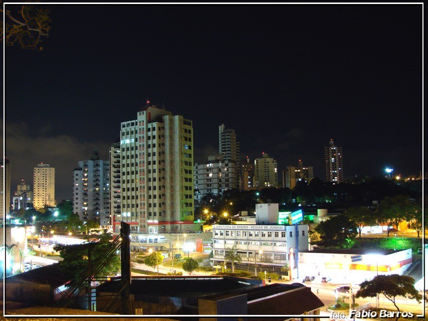 Noite de Jundiaí - Foto: Fábio Barros (www.cidade3d.uniblog.com.br) by Fábio Barros  [-⓪-]