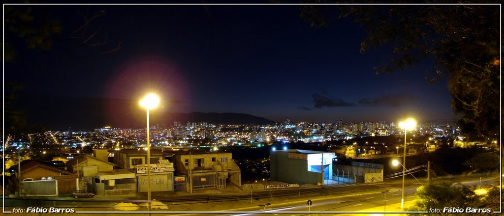 Super Panorâmica de Jundiaí à Noite - Foto: Fábio Barros (www.cidade3d.uniblog.com.br) by Fábio Barros  [-⓪-]