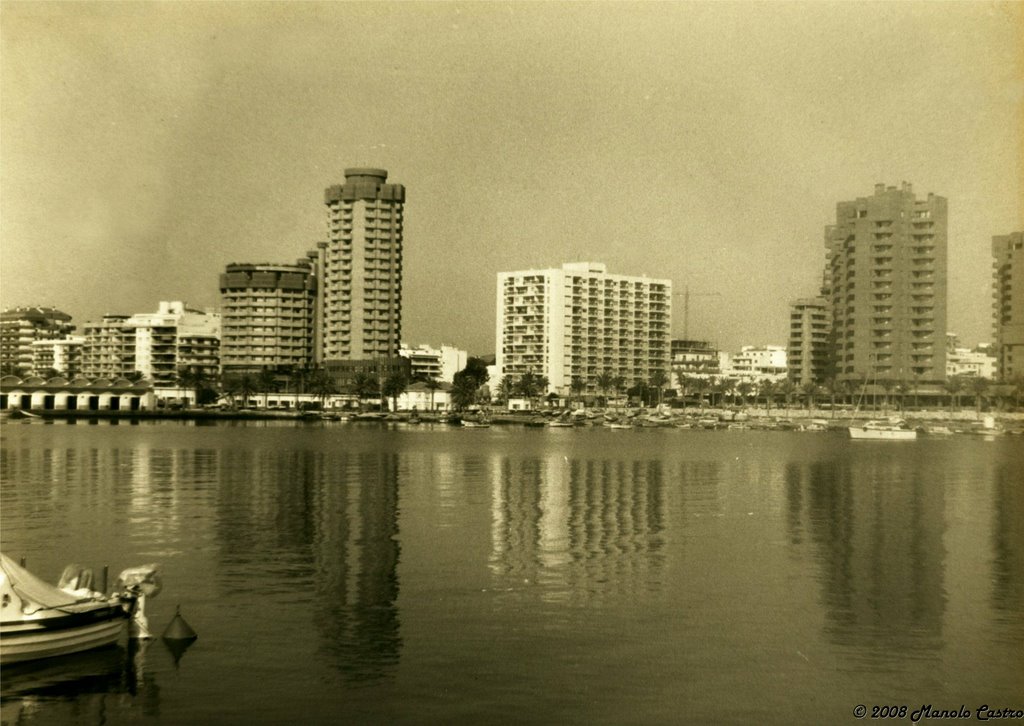 Puerto de Fuengirola by Manolo Castro