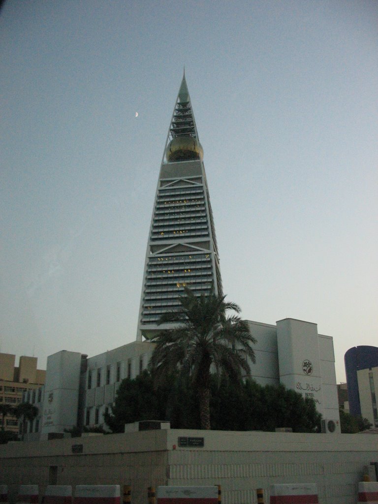 Saudi Arabia, Riyadh - Faisaliah Tower by Salvatore Idolo