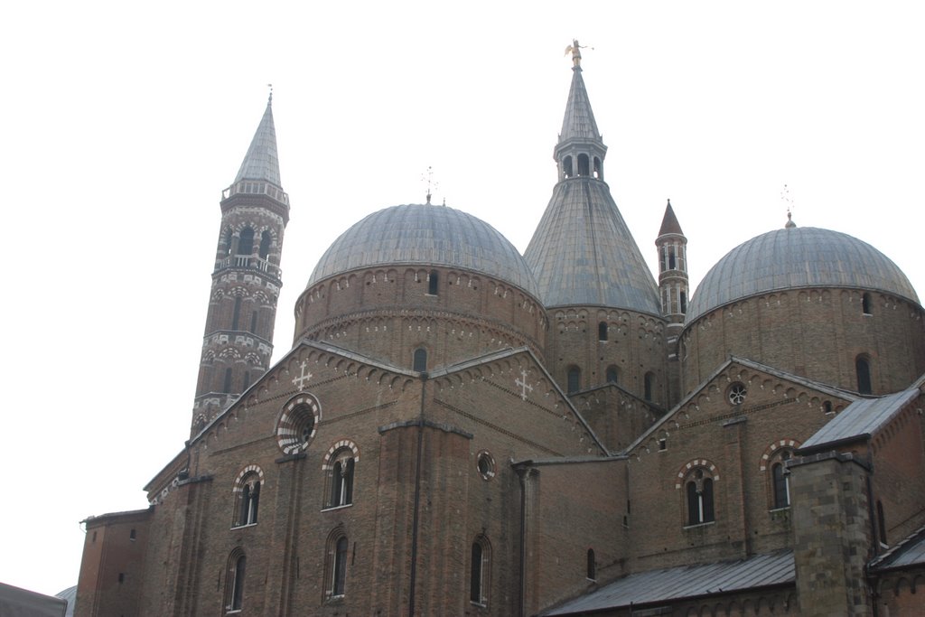 Basílica S. Antonio. Padova. Italia. by Valentin Enrique Fer…