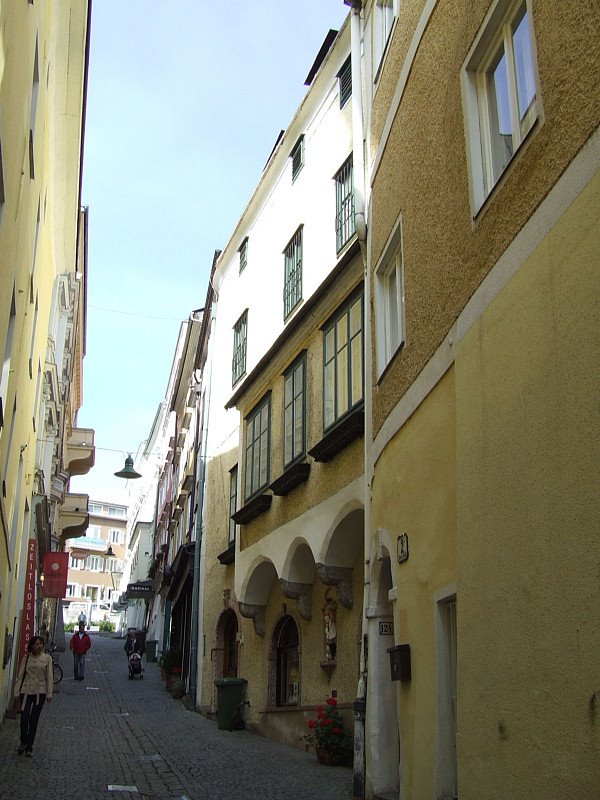 Gmunden - Traungasse by Rüdiger Maas