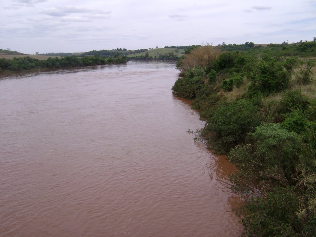 Rio Piquiri by Artemio C.Karpinski