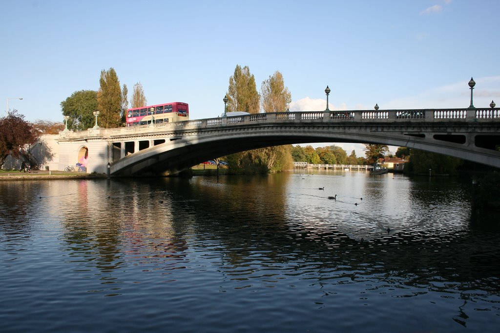 Reading Bridge. by m.miguez2