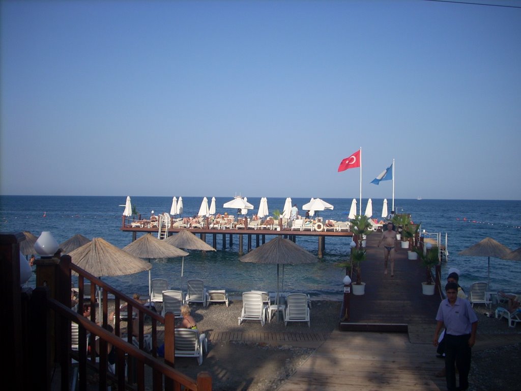 Landing Stage @ Amara Wing Kemer by Reiseblog