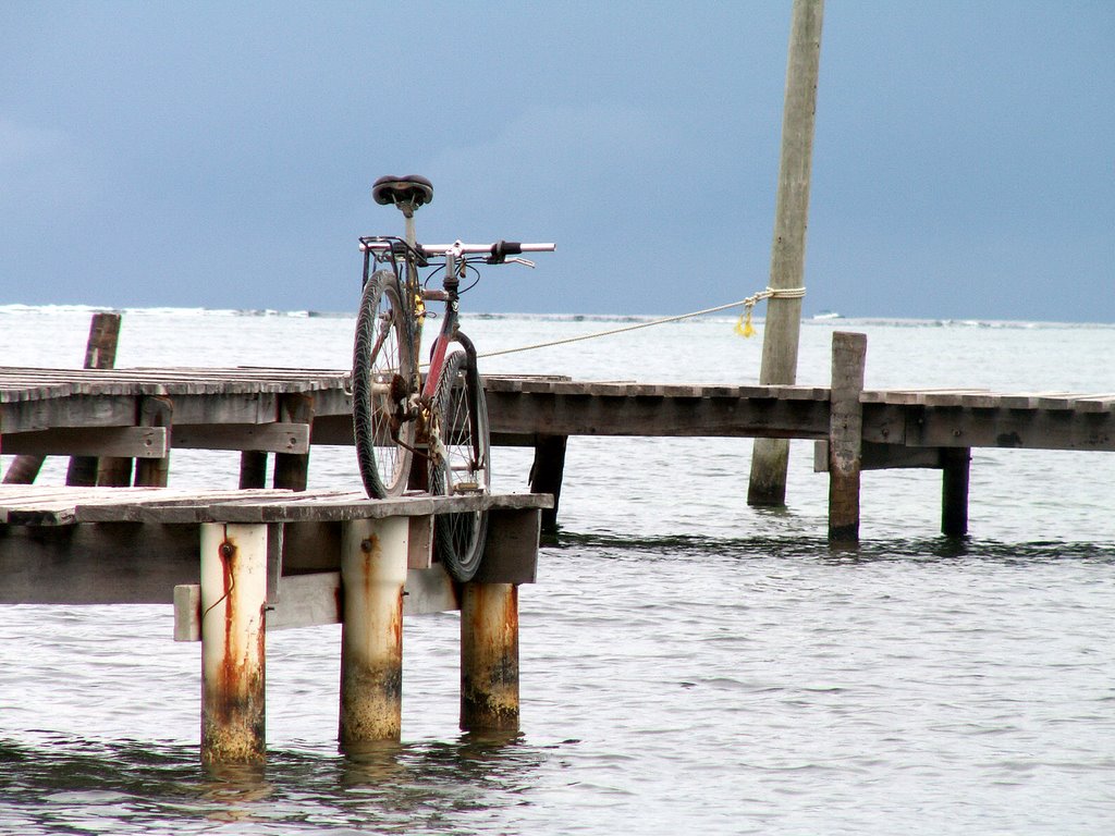 Caye Caulker (6) by J.G. Nuijten