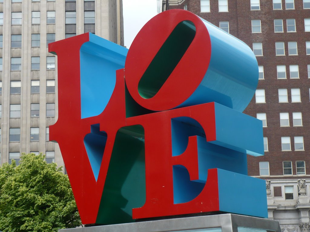 Love in philadelphia JFK plaza by marc3450