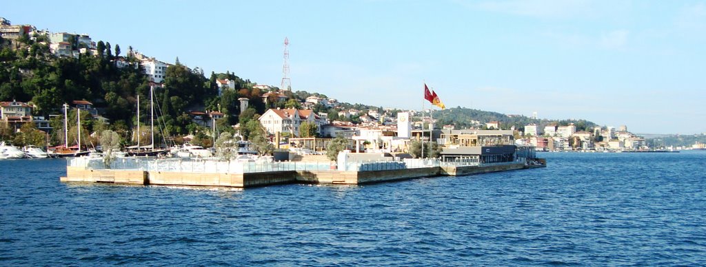 Istanbul-bosphour-boat trip-general wiev by HALUK COMERTEL