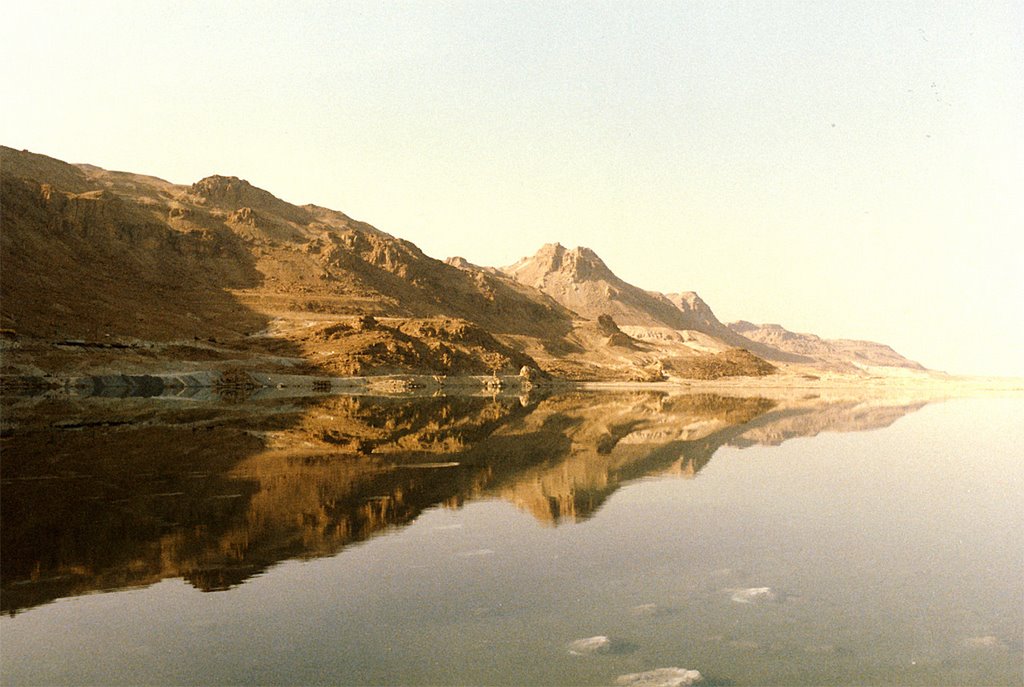 Israel, the Dead Sea. A view to North (1984). by oh5xb