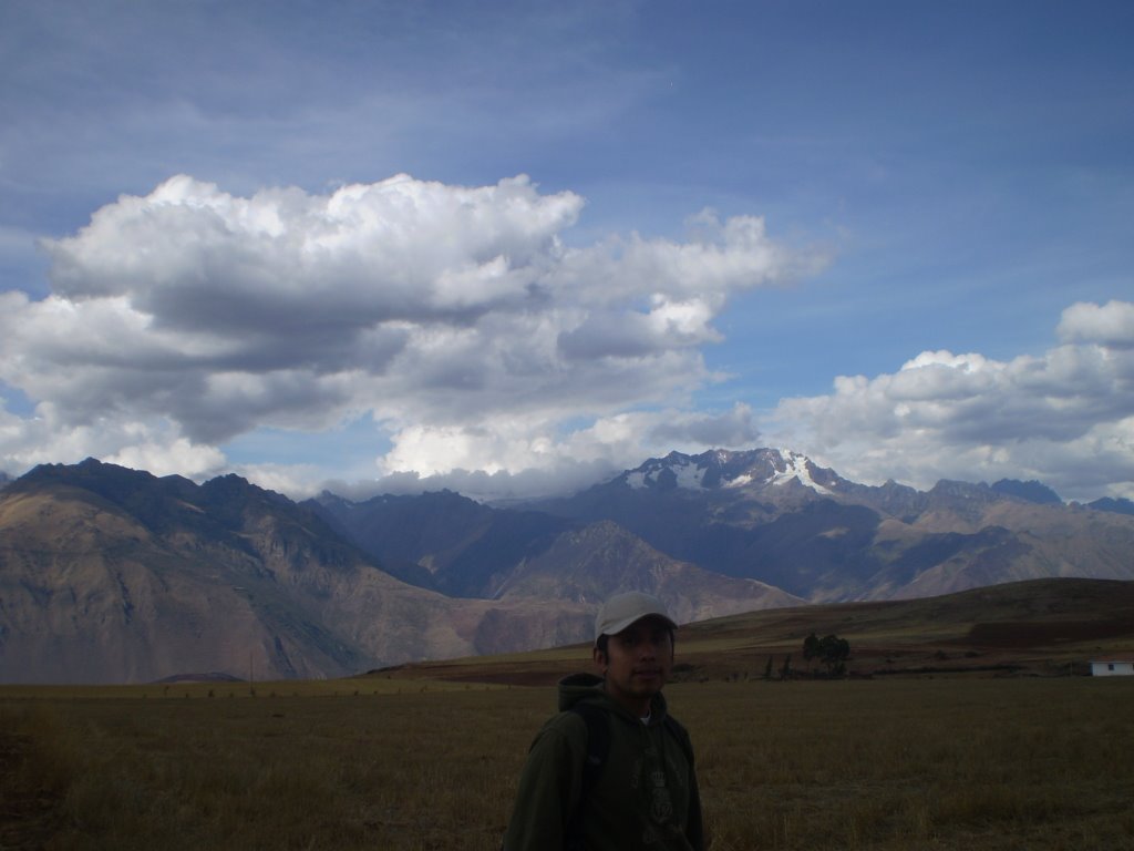 Caminata a Maras desde Moray by Alfredo Toto