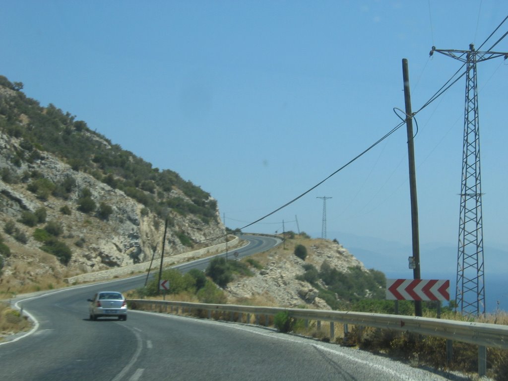 Özdere - Kusadasi anayol üzerinde by Nihat1988