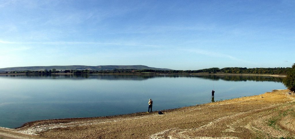 2008.10.09 - view southwest across Arlington Reservoir by Alwyn Rh Joyce