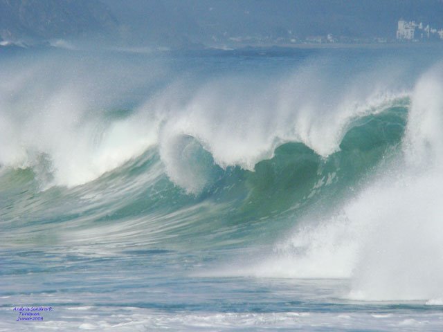 Olas en Tunquén by asendra