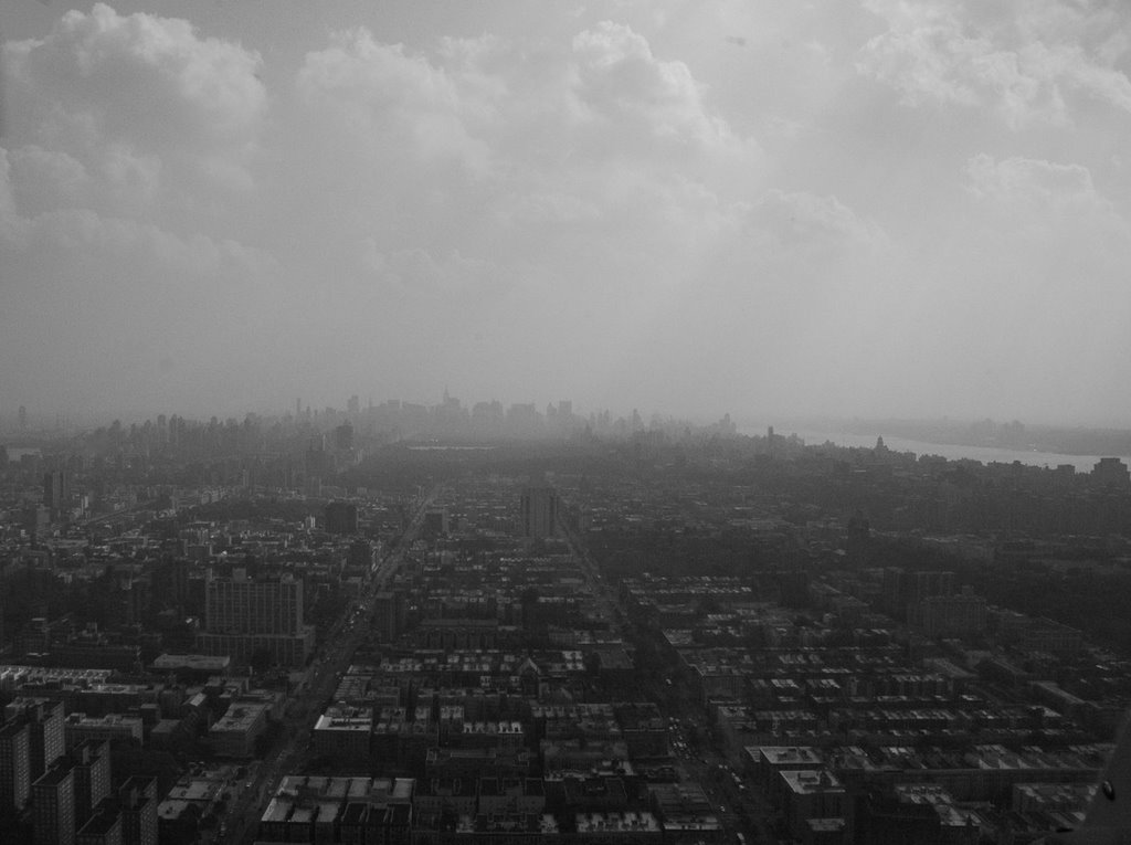 Harlem looking south by EduardoT