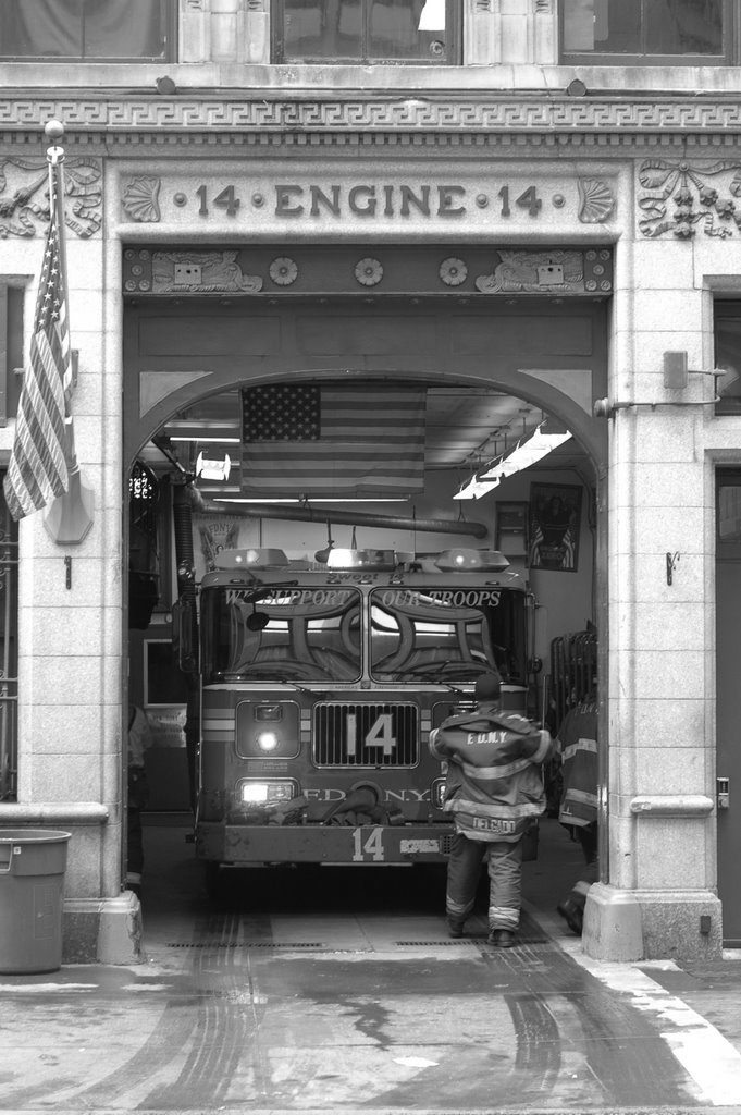 Fire-truck on 18th St. by robwinn