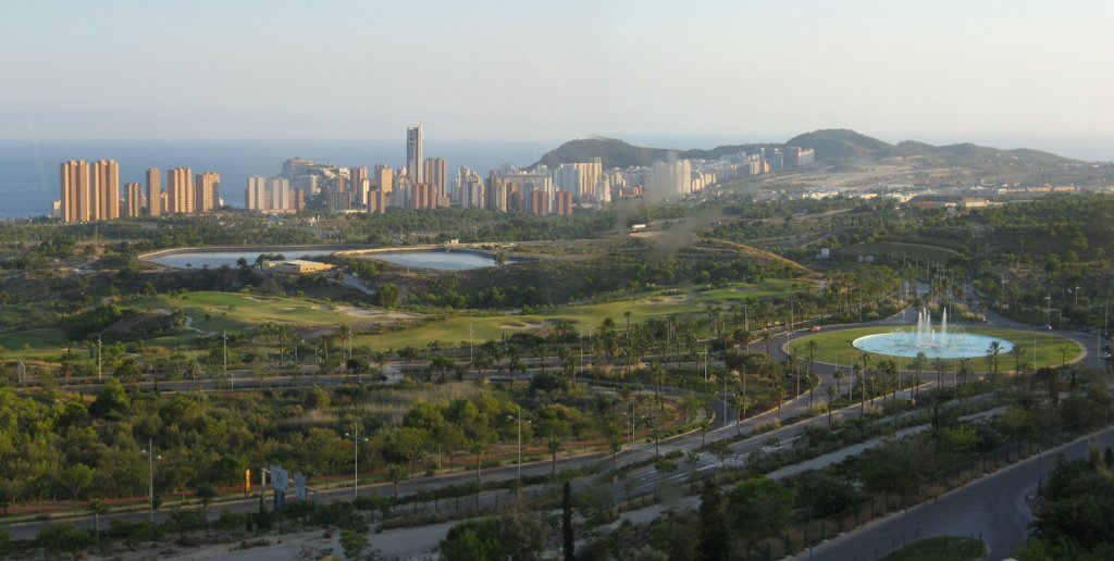 Vista de Benidorm desde La Torre Infinito - Terra Mítica - Benidorm - Alacant by House Housines