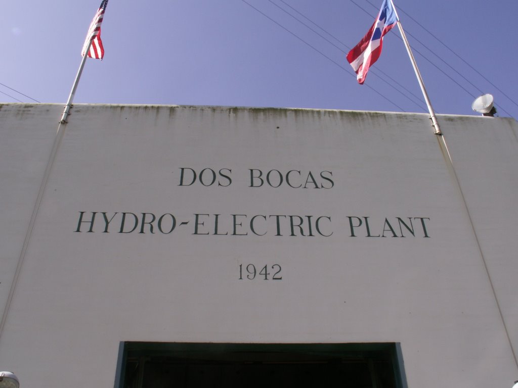 CENTRAL HIDROELECTRICA DOS BOCAS by William Vazquez