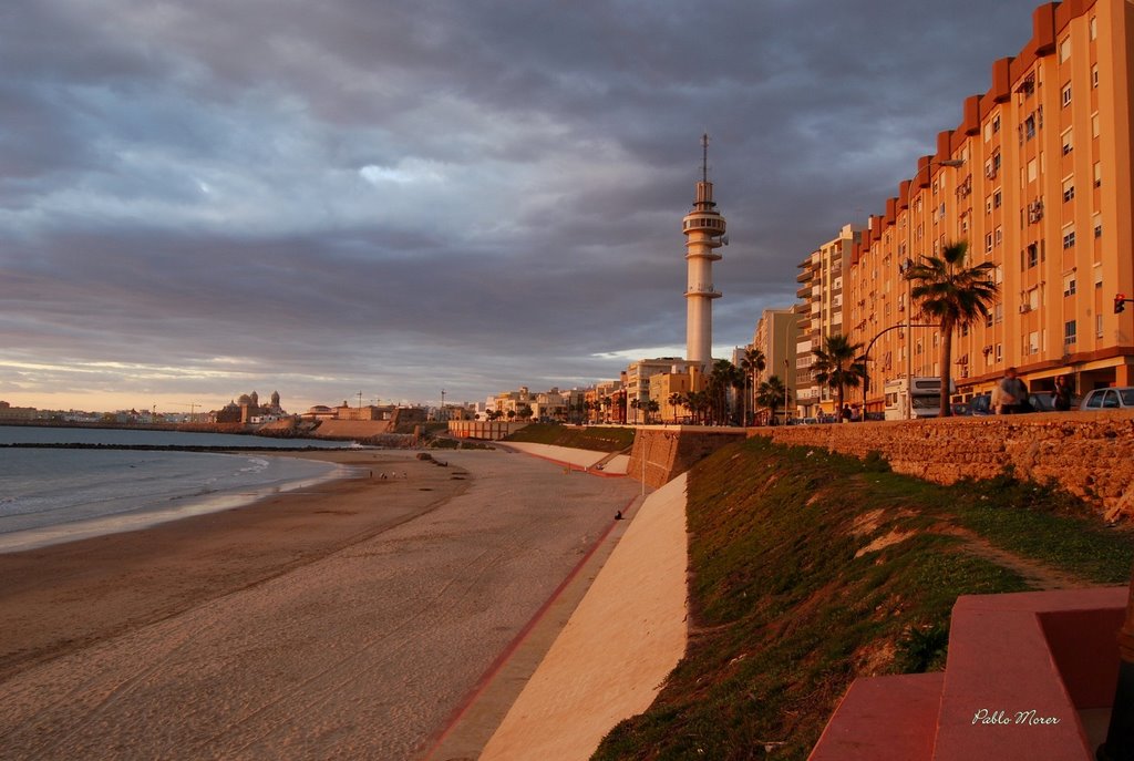 Atardecer otoñal en Sta. Mª del Mar, Cádiz by Pablo Morer