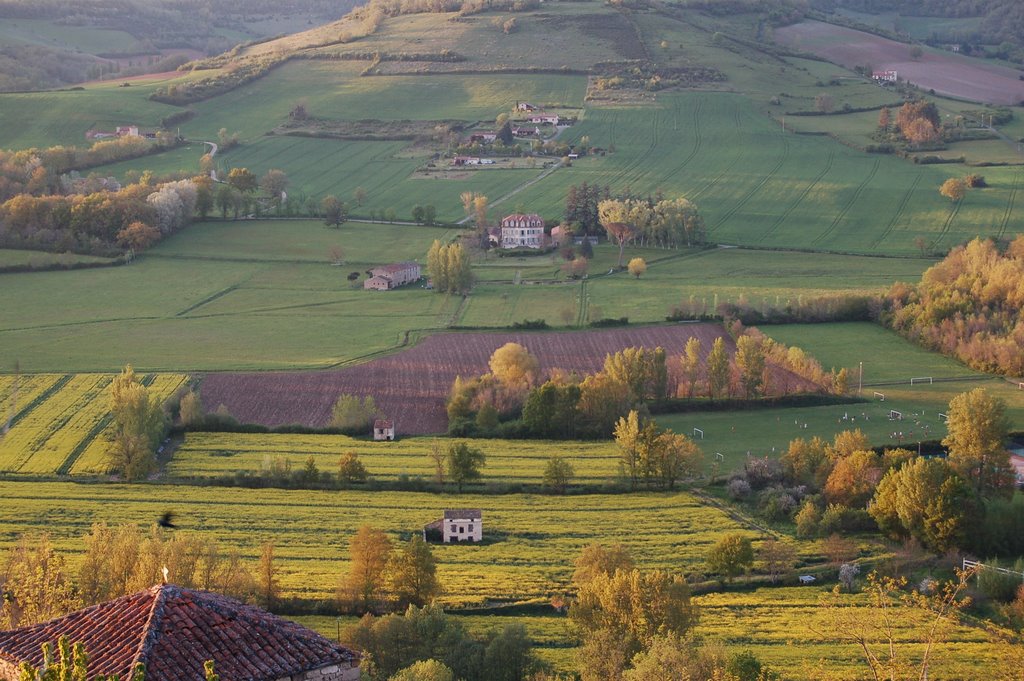 Atardecer en Cordes sur Ciel by Agustin Urdangarin