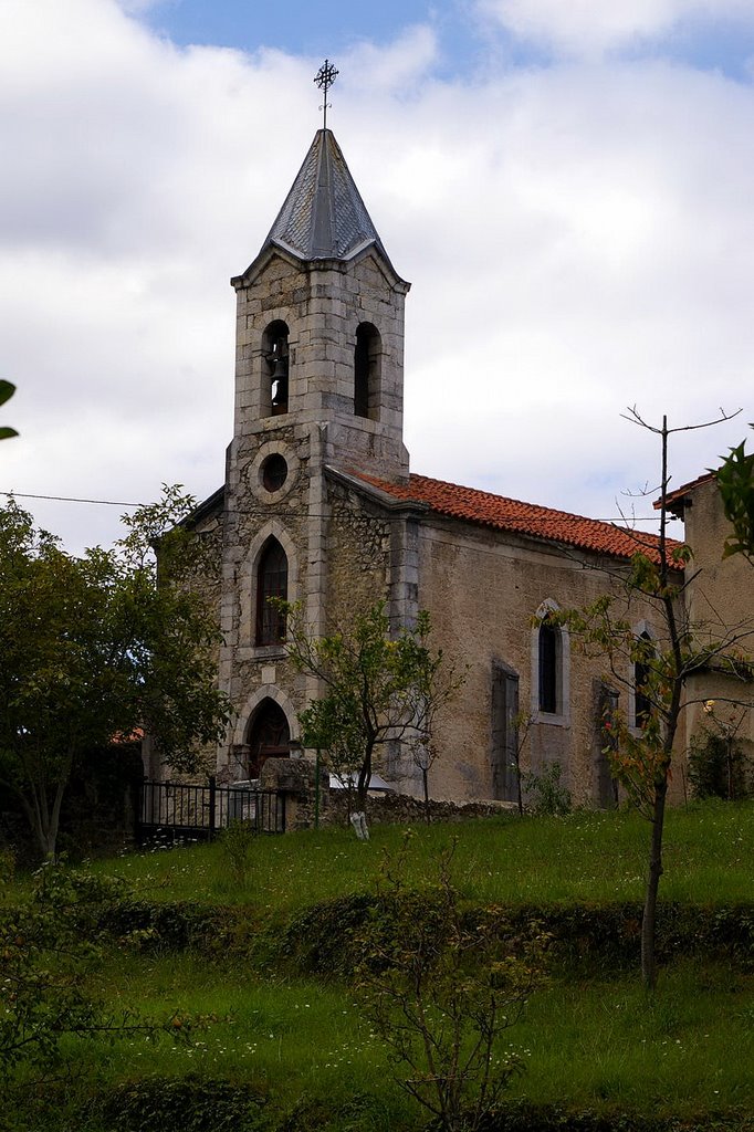 Buelna, LLanes, Asturias by Antonio Alba