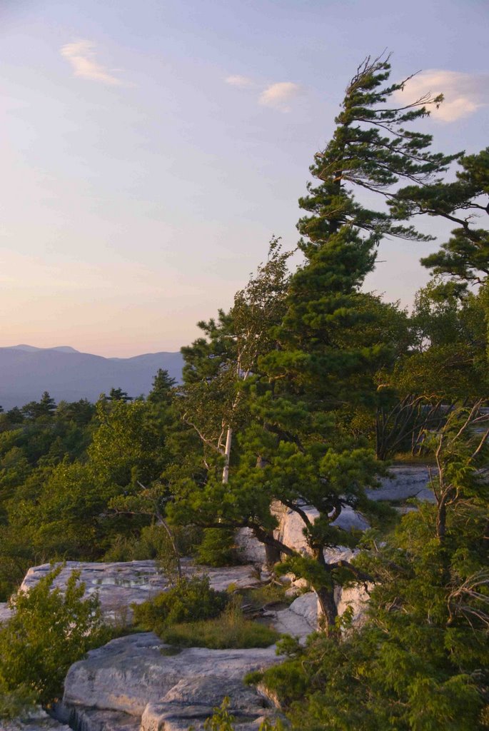 Above Lake Minnewaska by josephglassart