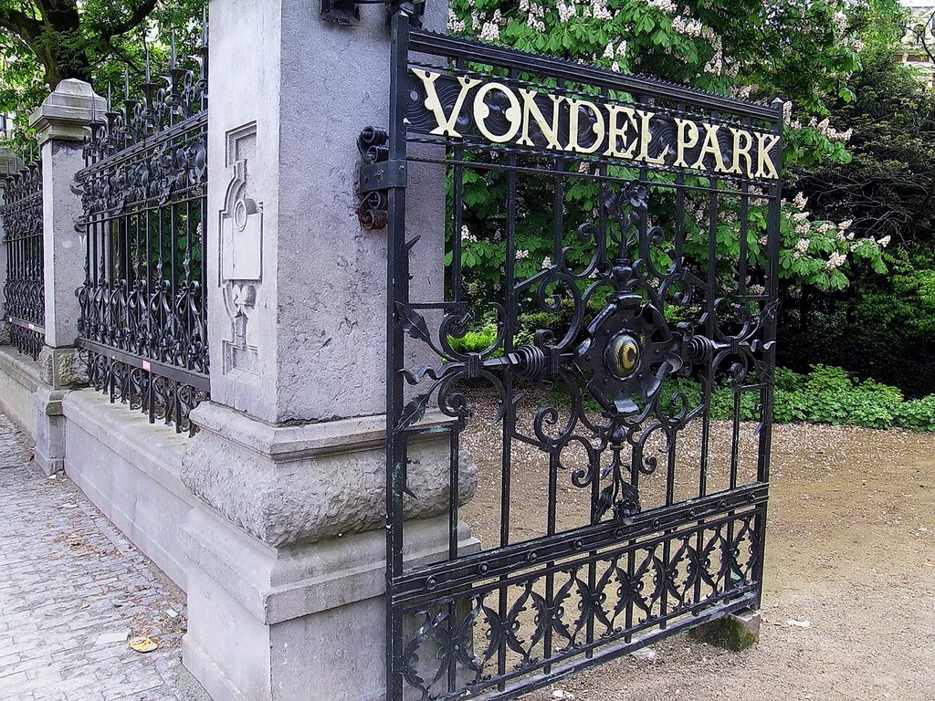 Vondel Park, may 2005 by Roberto_R_Pereira