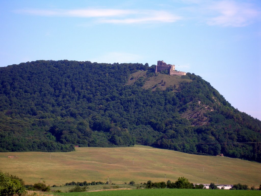 Hrad Kapušany by Jozef Kotulič