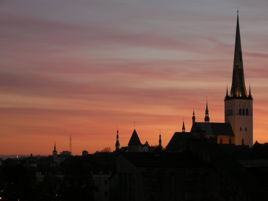 St Olaf church with sunset by Quentin Gantier