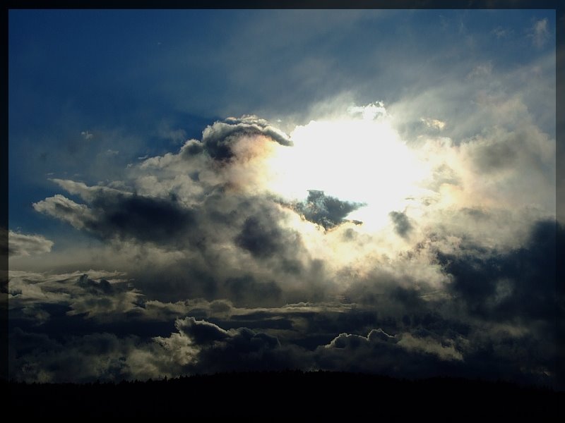 Sonne und Wolken bei Bad Hersfeld (März 2008) by Alexander Nowak