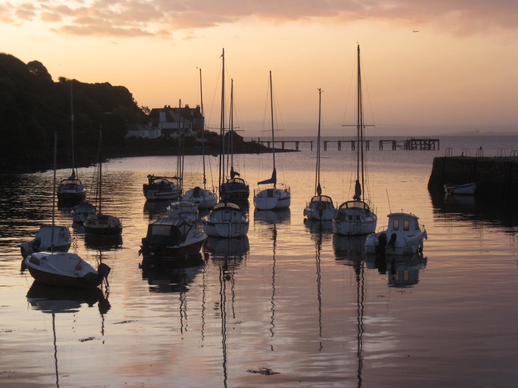 Harbour at sunrise by dimwits