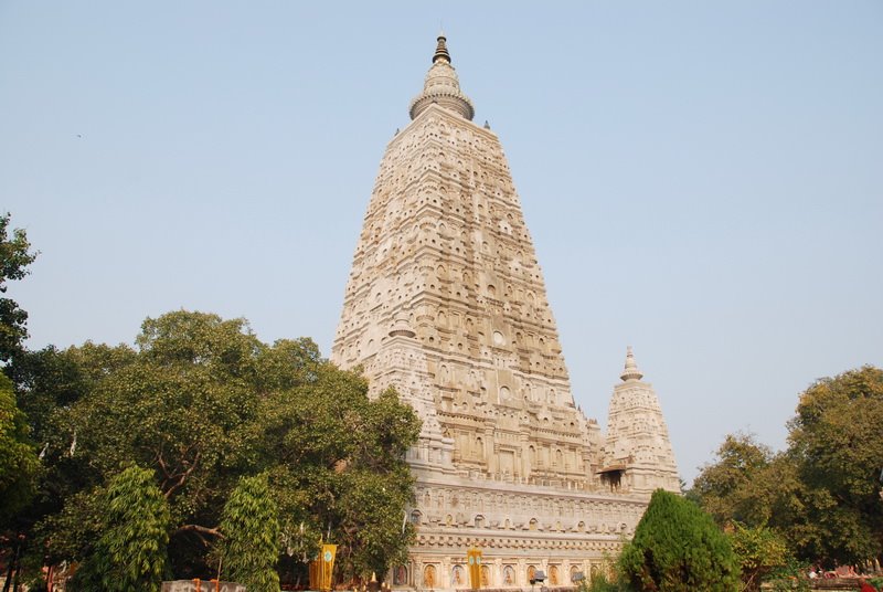 Bodhgaya, Bihar, India by Werayut Santayanon