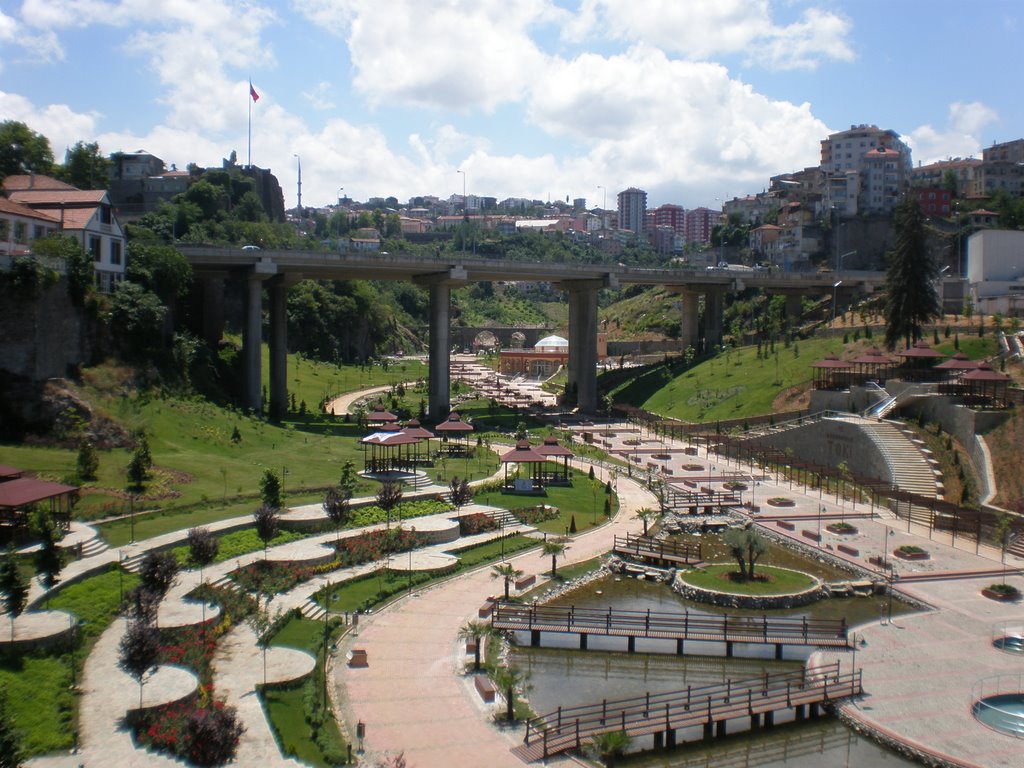 TRABZON ZAGNOS KÖPRÜSI MUSTAFA USTA by MUSTAFA  USTA