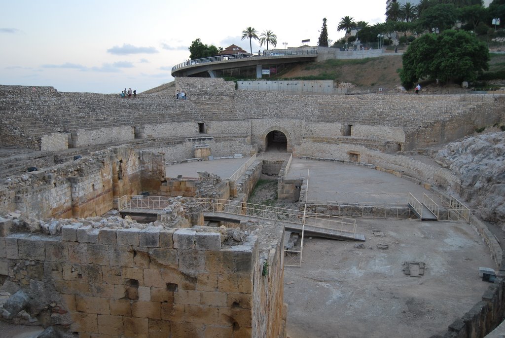 Anfiteatro romano by Rosaflor G.