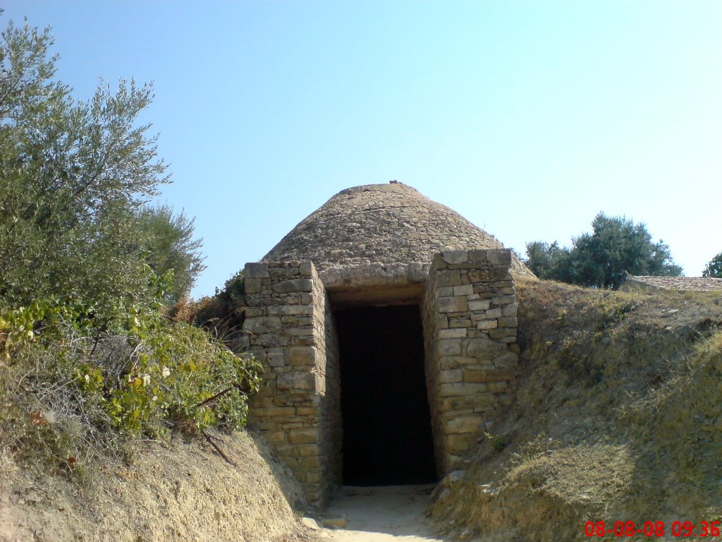 Mycenaean Tholos Tomb by Gellén Zoltán