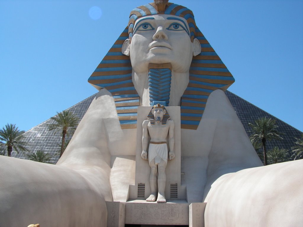 Sphinx at Luxor Hotel by Awildman