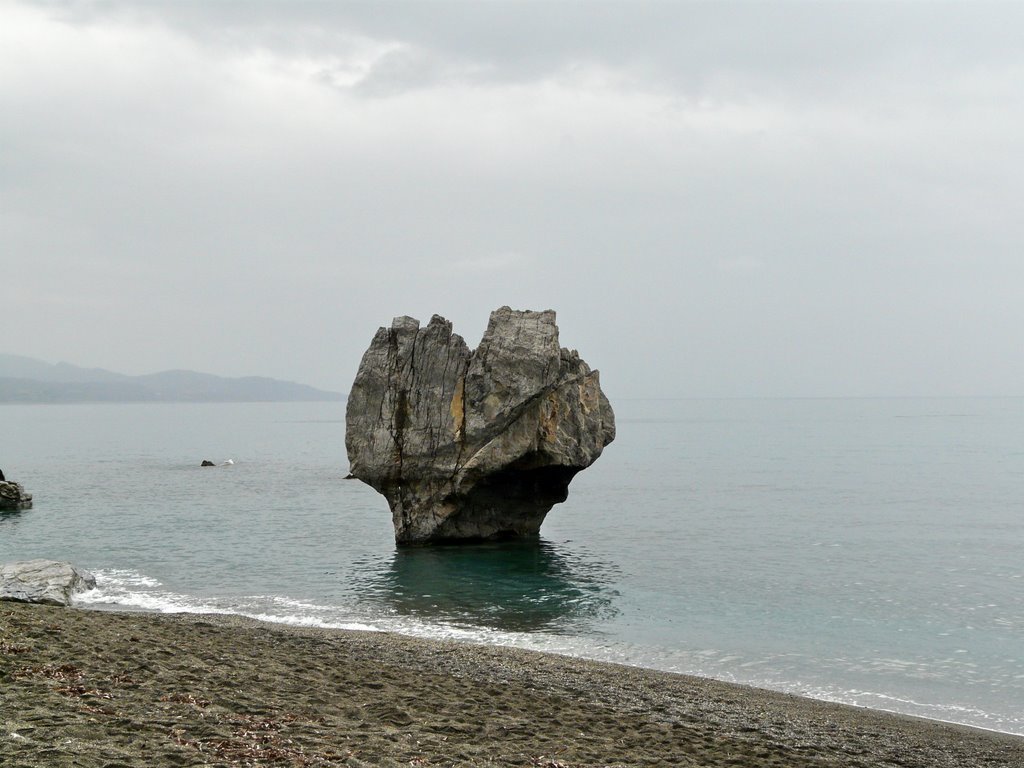 In the beach, Kriti, Greece by Maksim Chokan