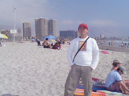 Galopi con fondo de Playa cavancha en Iquique by Galo Padilla Chumace…