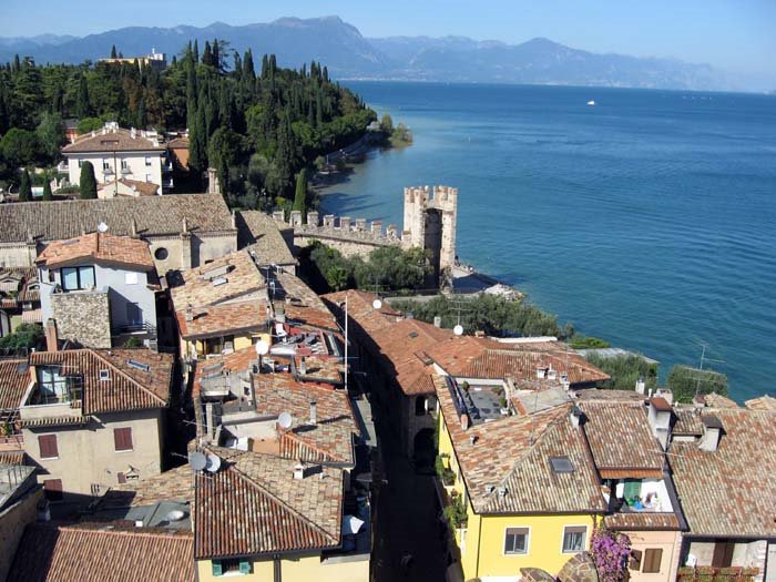 Sirmione by © Vl. Enev