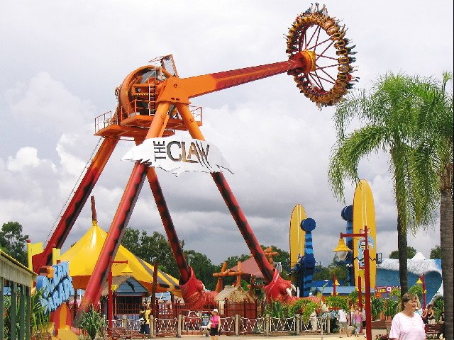 The Claw Ride,Dreamworld by Steve Busson