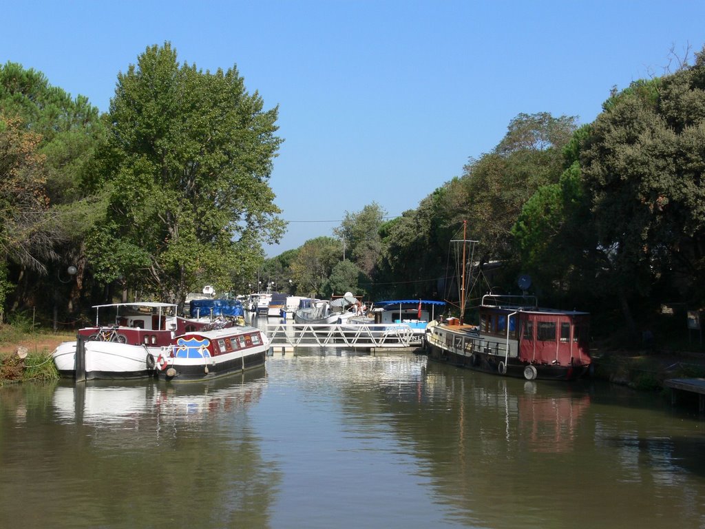 Canal du Midi, port de la Robine (rs) by booh