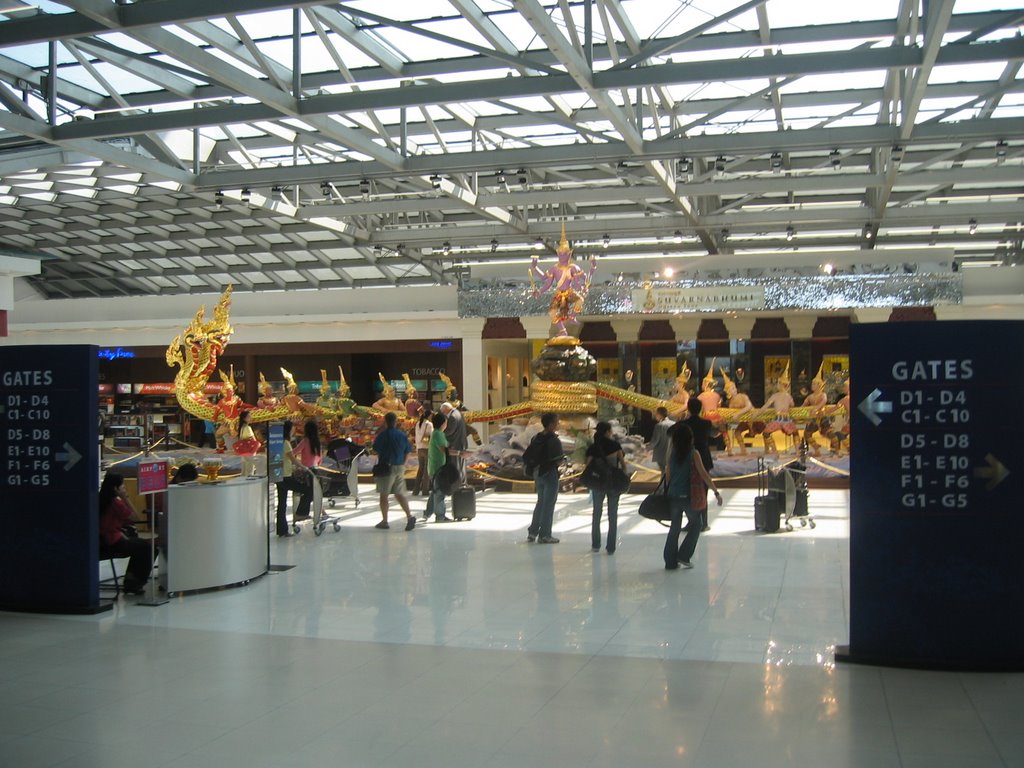 Traditional arts Suvarnabhumi International Airport - Bangkok - BKK by Didi