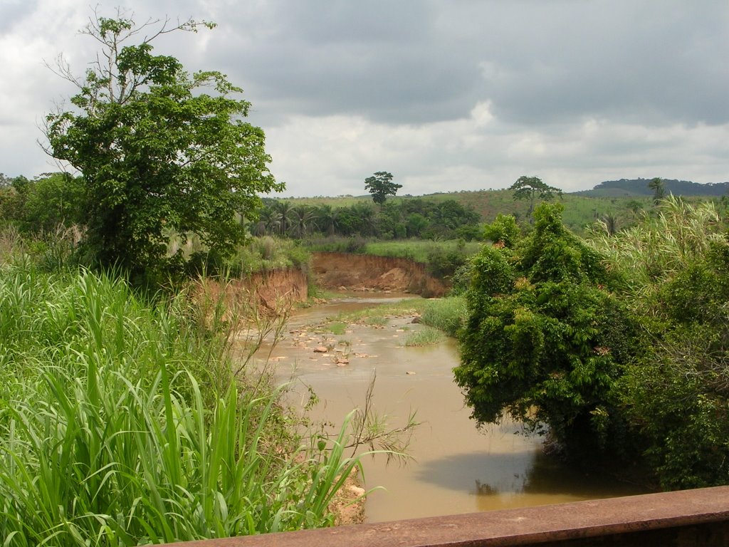 Rivière à Mawunzi by José-mi